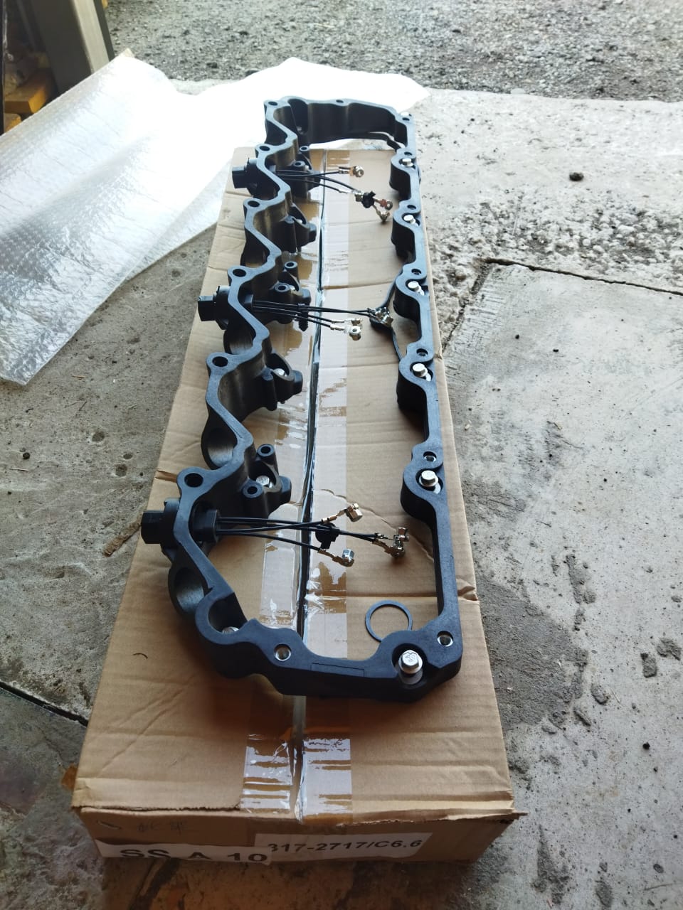 Проставка клапанной крышки ДВС Caterpillar C6.6