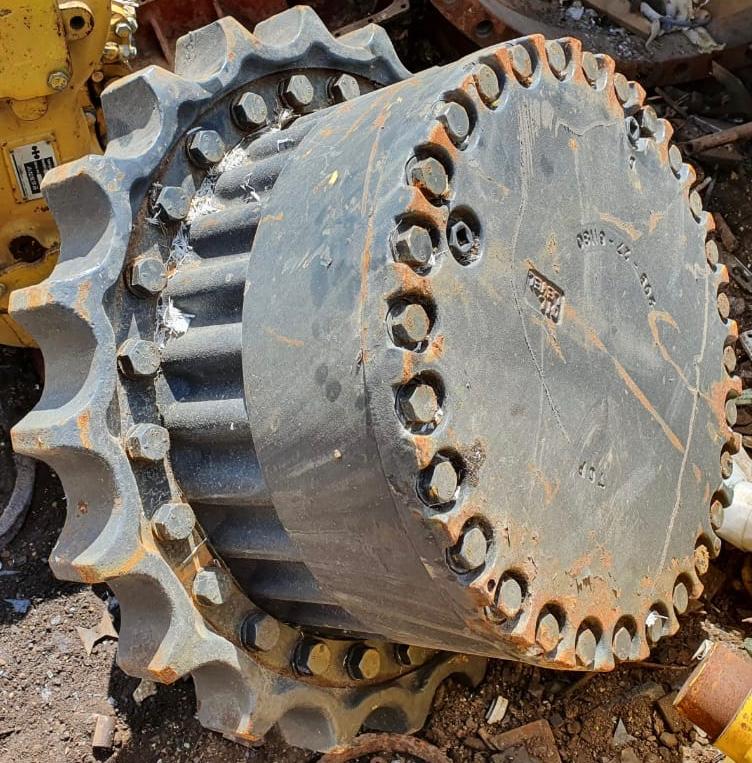 Бортовой редуктор Komatsu PC200-7